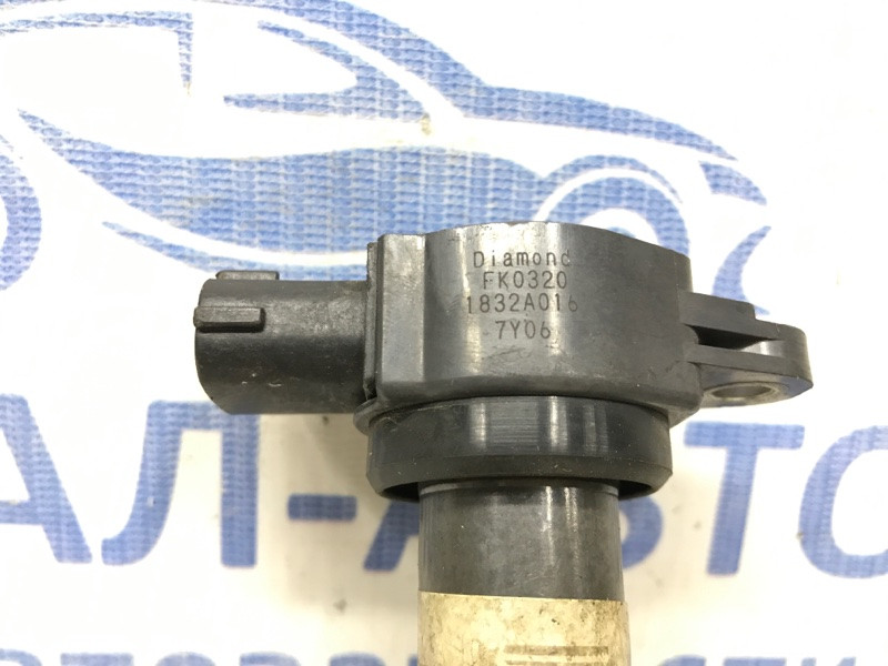 Катушка зажигания Mitsubishi Outlander XL 2.4 БЕНЗИН 4B12 2007 (б/у) Київ - зображення 3