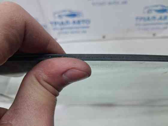 Стекло двери переднее правое Jeep Grand Cherokee WK2 3.6 БЕНЗИН ERB 2010 (б/у) Киев