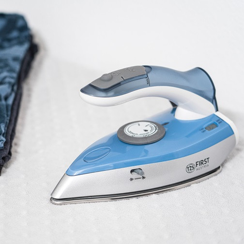 Утюг First FA-5640-2 1100 Вт голубой Київ - зображення 1