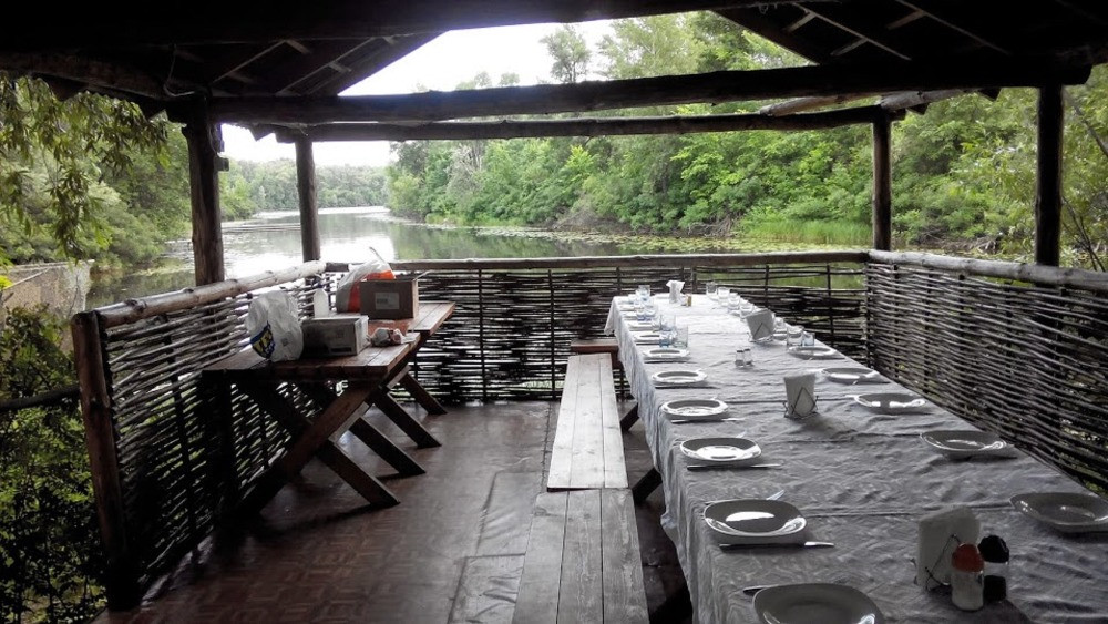 Сдам посуточно дом-сруб на воде. ул.Трухановская,5. Киев - изображение 1