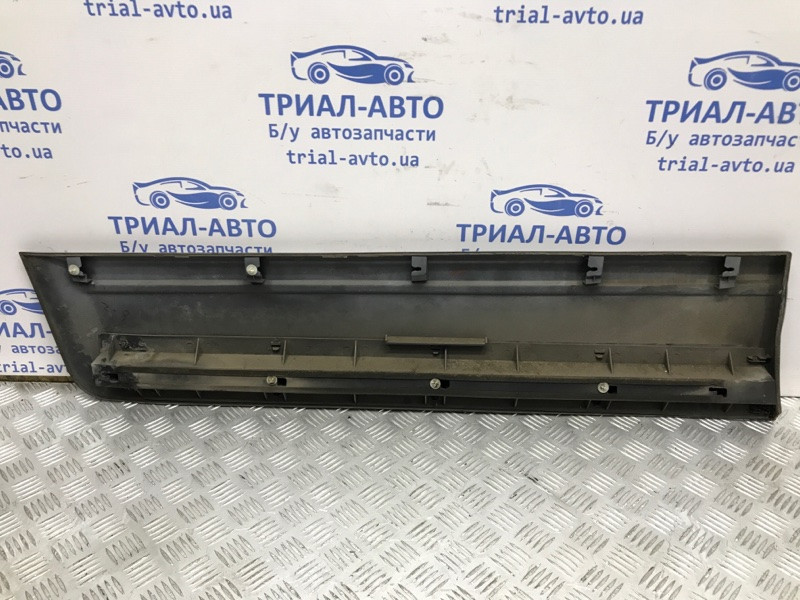 Накладка двери Mitsubishi Pajero Wagon 3 3.2 ДИЗЕЛЬ 4M41 1999 перед. прав. (б/у) Киев - изображение 4