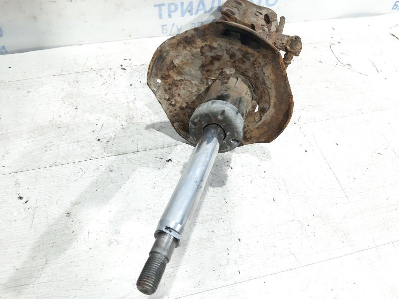 Амортизатор передний левый Toyota Avensis T25 1.8 БЕНЗИН 1ZZFE 2002 (б/у) Киев - изображение 2