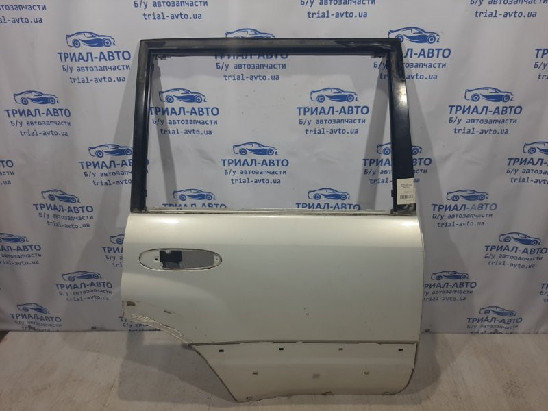Дверь задняя правая Toyota Land Cruiser J100 1998 задн. прав. (б/у) Київ - зображення 1