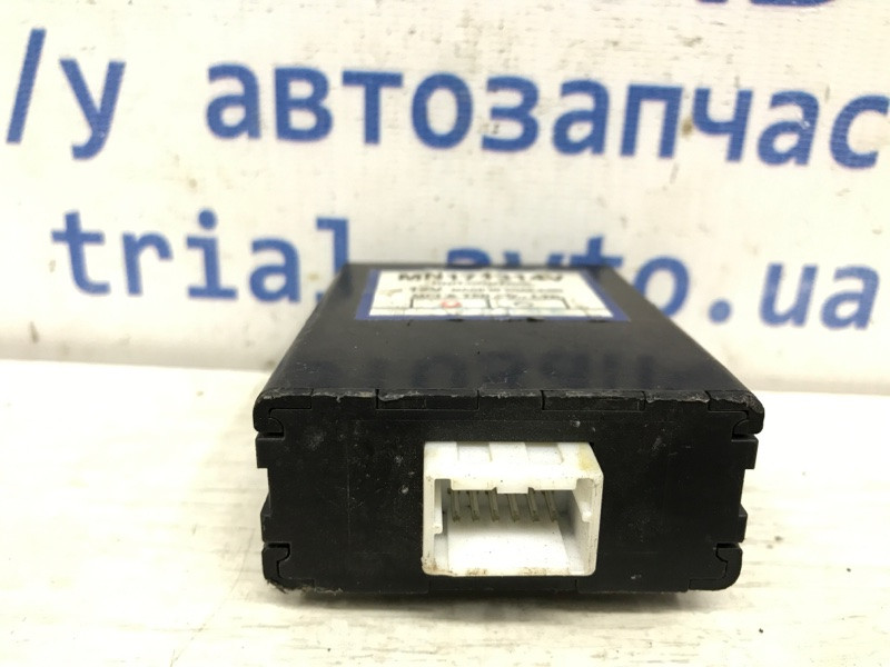 Блок управления полным приводом Mitsubishi L200 KB 2.5 ДИЗЕЛЬ 4D56U 2006 (б/у) Киев - изображение 2