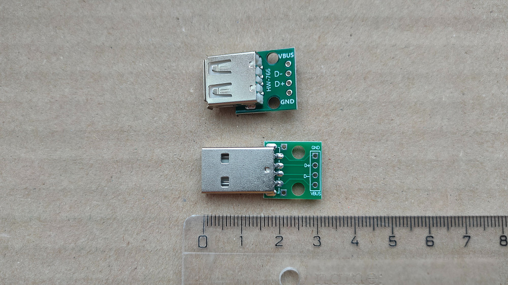 Разъем USB типа Б (папа) и Разъем USB типа A (мама) на плате Борисполь - изображение 1