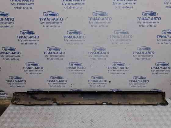 Накладка порога внешняя правая Kia Sorento BL 2.5 DIESEL D4CB 2002 (б/у) Киев