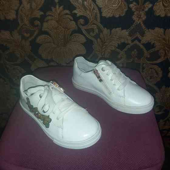 Кроссовки детские, подростковые на девочку. Харків