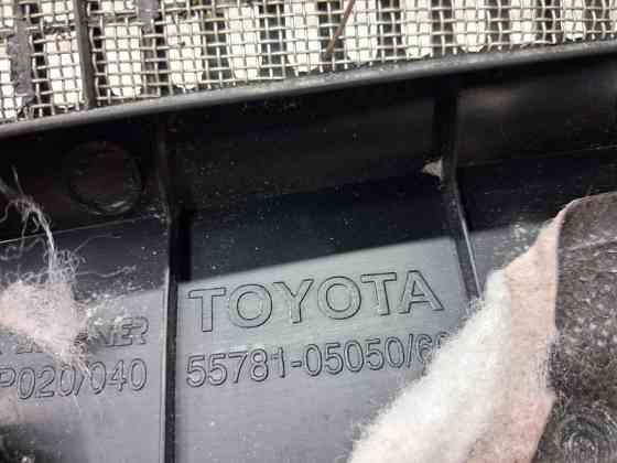 Дефлектор дворников Toyota Avensis 2002-2010  (Арт. 78394) Киев