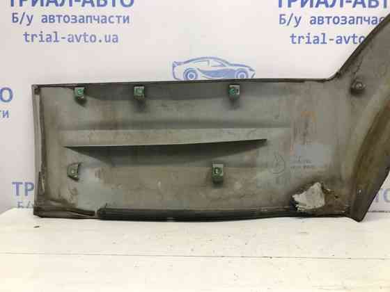 Накладка двери Mitsubishi Pajero Wagon 3 3.2 ДИЗЕЛЬ 4M41 1999 задн. прав. (б/у) Київ