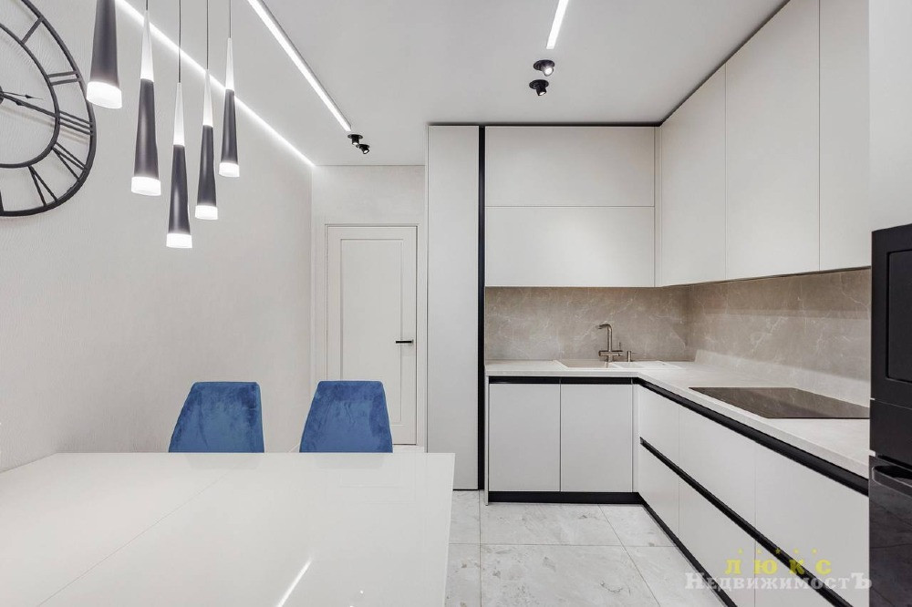 Продам стильную 3 комнатную квартиру в ЖК 49 Жемчужина , ул. Жемчужная Одесса - изображение 1