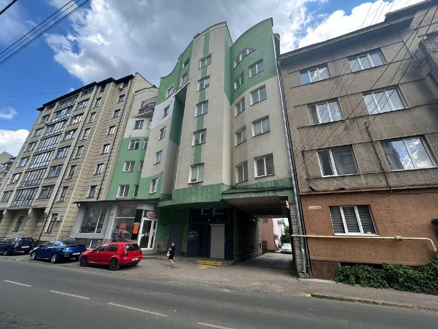 Комерційне приміщення з фасадним входом, центр Івано-Франківськ - зображення 4