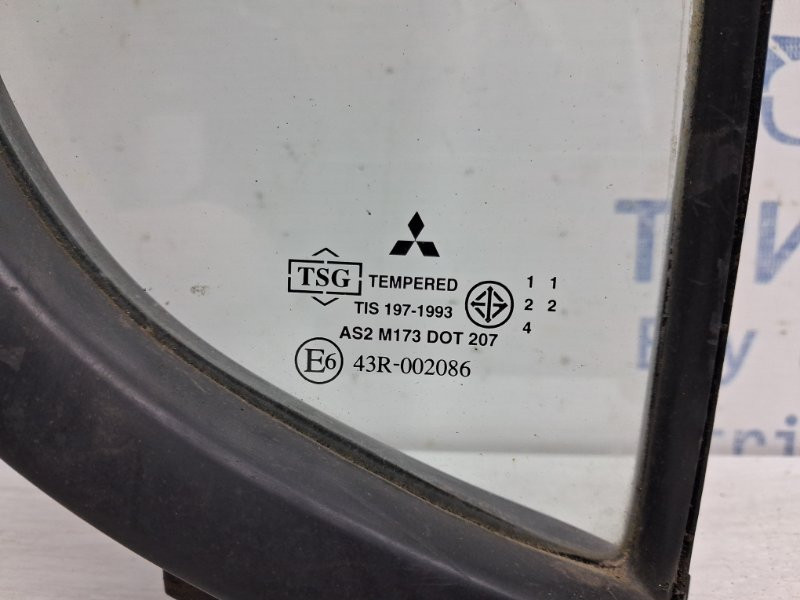 Стекло двери задней правой (форточка) Mitsubishi L200 2006-2015 5740A206 (Арт. 61130) Київ - зображення 3