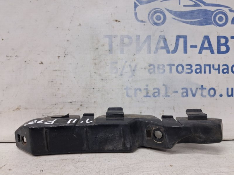 Кронштейн бампера передний левый Kia Ceed ED 1.6 DIESEL D4FB 2006 (б/у) Київ - зображення 1