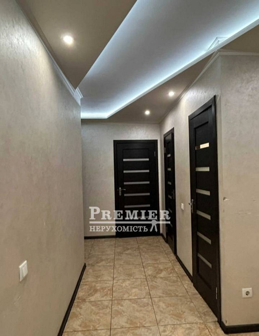 Продається затишна 1-кімнатна квартира в ТЦ "Сім'я" Одесса - изображение 12