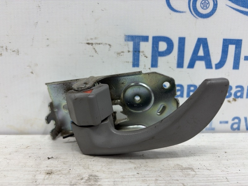 Ручка двери внутренняя левая Kia Sorento 2002-2011 826103E000CY (Арт. 83316) Київ - зображення 1