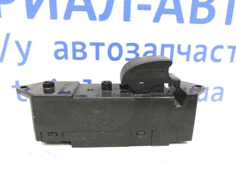 Кнопка стеклоподъемника Mitsubishi Outlander CU 2.4 БЕНЗИН 4G69 2003 (б/у) Киев - изображение 1