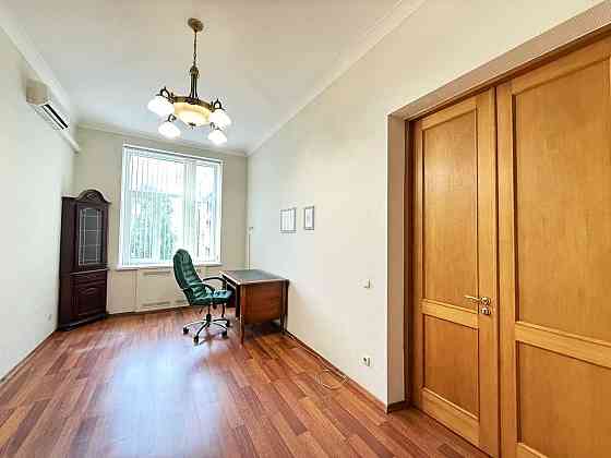 продажа 3-к квартира Киев, Печерский, 250000 $ Киев