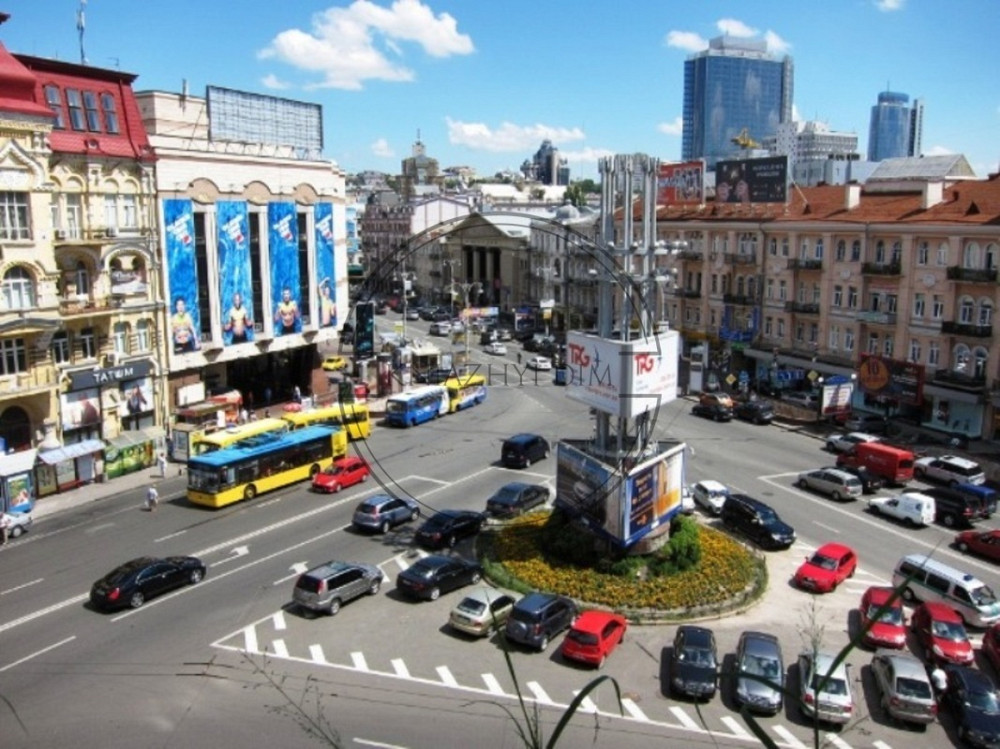 Продаж 2-х к. квартири в центрі Києва Площа Українських Героїв. № 21108286 Киев - изображение 2