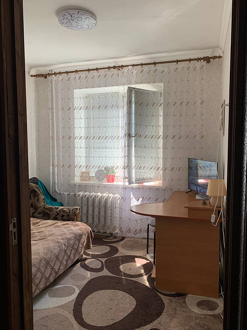 Продається велика і простора чотирикімнатна квартира в одному з найпопулярніших районів Лівого берег Кам'янське (Дніпродзержинськ) - зображення 7