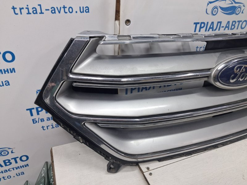 Решетка радиатора Ford Edge 2 2.0 БЕНЗИН ENR90 2015 (б/у) Київ - зображення 2