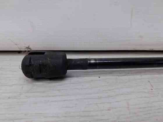 Амортизатор капота Kia Sorento 2002-2011 811813E011 (Арт. 69408) Київ