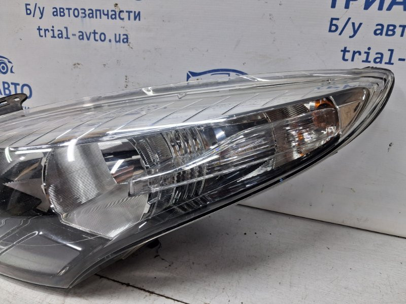 Фара левая галоген Renault Megane 3 1.5 DIESEL K9K 2008 (б/у) Київ - зображення 2