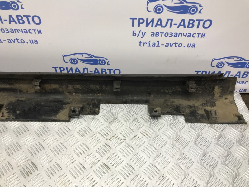 Накладка порога внешняя правая Nissan Tiida C11 1.6 БЕНЗИН HR16 2004 (б/у) Киев - изображение 9