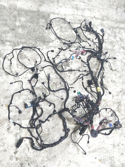 Электропроводка основная передняя с повреждением Tesla model X 2072447-00-A Киев - изображение 1