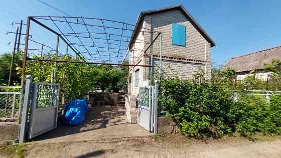 Продається дачний будинок разом із земельною ділянкою Кривий Ріг