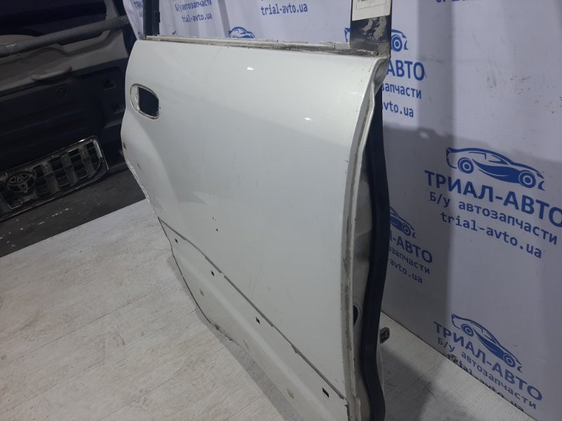 Дверь задняя правая Toyota Land Cruiser J100 1998 задн. прав. (б/у) Київ - зображення 2