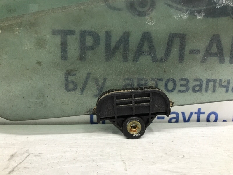 Стекло двери заднее левое Kia Sportage SL 1.7 DIESEL D4FD 2010 (б/у) Київ - зображення 2