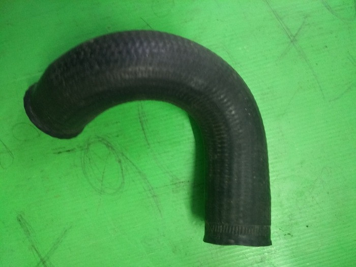 Патрубок системи охолодження Опель Аскона Кадетт OPEL 90215992 Вінниця - зображення 2