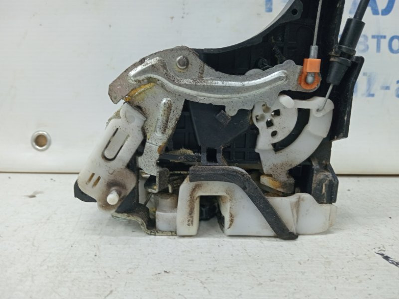 Замок двери задний правый Mitsubishi L200 KB 2.5 DIESEL 4D56 2006 (б/у) Киев - изображение 2