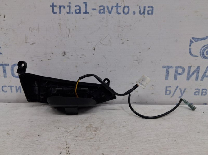 Кнопки руля Kia Sorento BL 2.5 DIESEL D4CB 2002 (б/у) Киев - изображение 3