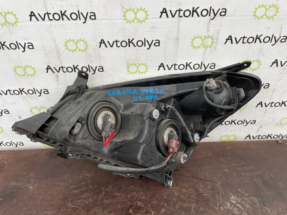Фара правая Toyota Corolla Verso 2004-2009 Ковель - изображение 2