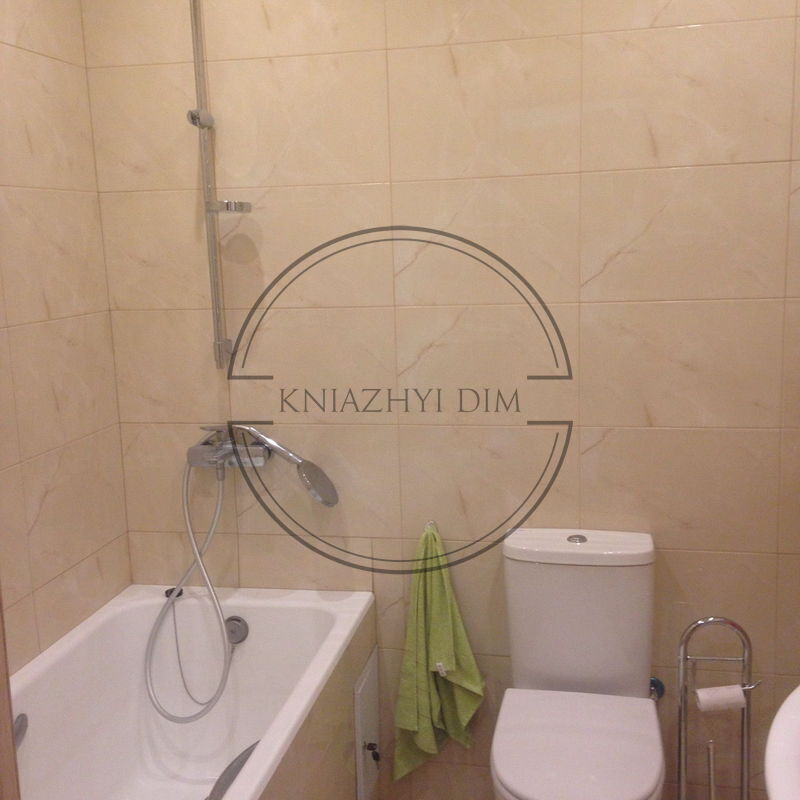 Оренда. Відмінна 3-х кімнатна студіо м. Вокзальна Липковского 18 Код об'єкта 1186341 Киев - изображение 4