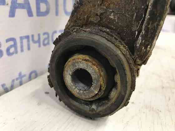 Рычаг передний верхний правый Mitsubishi L200 KB 2.5 ДИЗЕЛЬ 4D56U 2006 (б/у) Київ