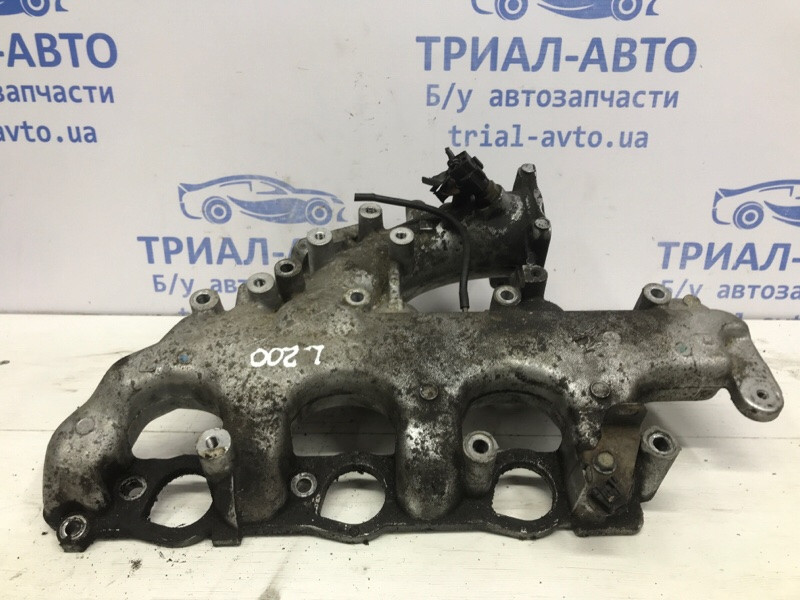 Коллектор впускной металл Mitsubishi L200 KB 2.5 ДИЗЕЛЬ 4D56U 2006 (б/у) Киев - изображение 2