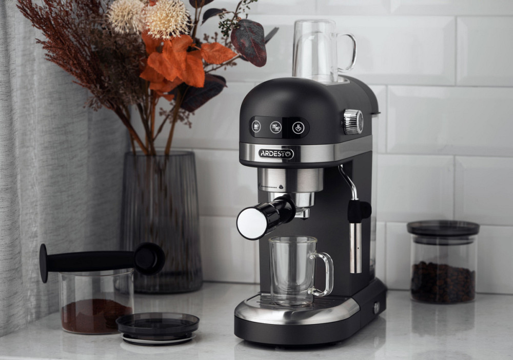 Кофеварка рожковая Ardesto YСM-E1502 1350 Вт черная Киев - изображение 3