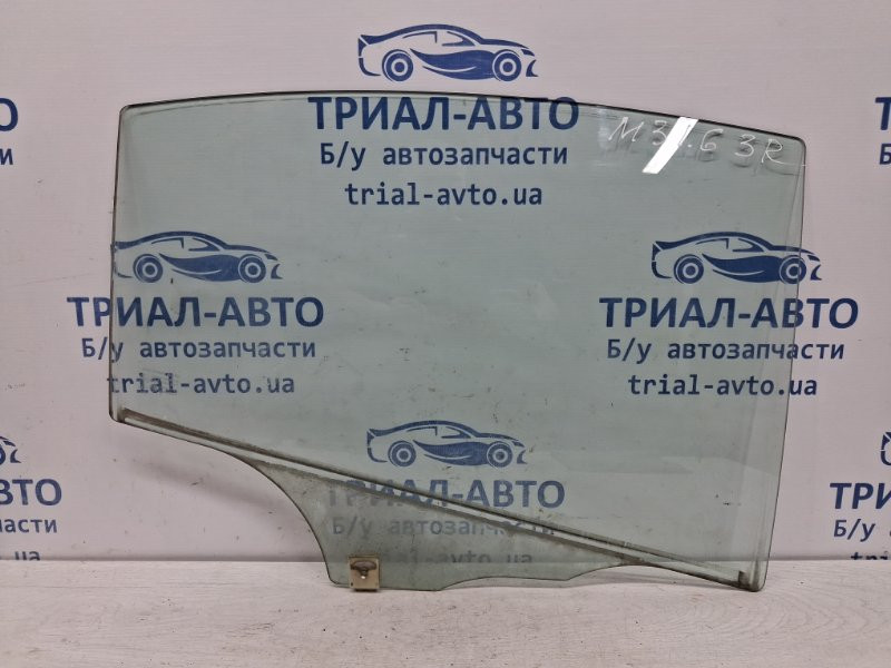 Стекло двери заднее правое Mazda 3 BK 1.6 БЕНЗИН Z6 2003 (б/у) Київ - зображення 1