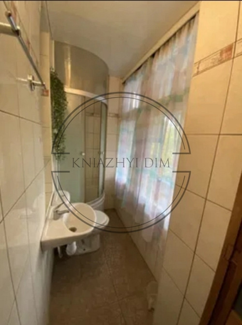 Продаж будинку з гаражем в мальовничому місці,біля озера і лісу у смт Лісове. № 2211608 Киев - изображение 12