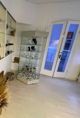 Андріївський узвіз 17, офіс 70м Київ