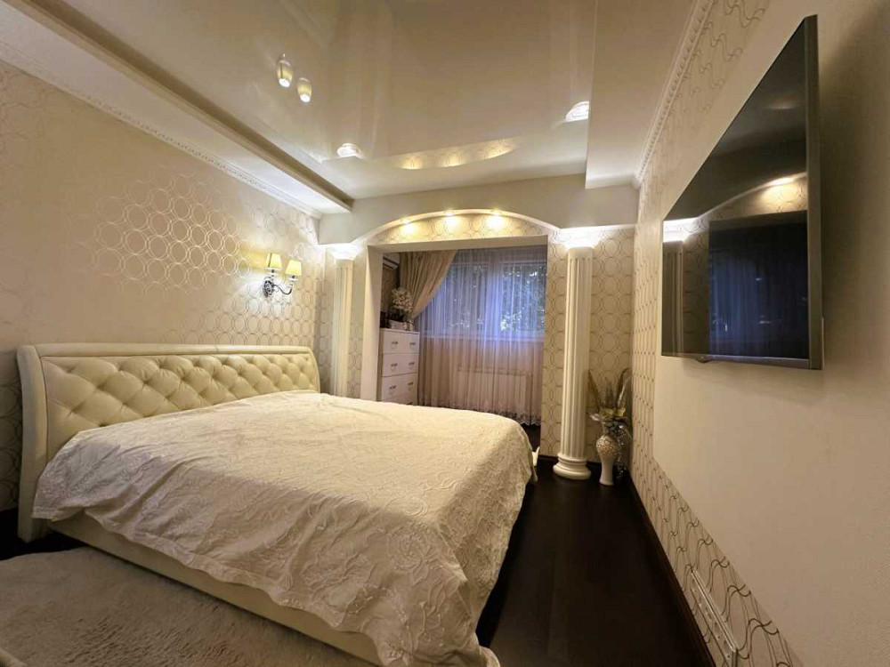 долгосрочная аренда 3-к квартира Киев, Соломенский, 30000 грн./мес. Київ - зображення 1