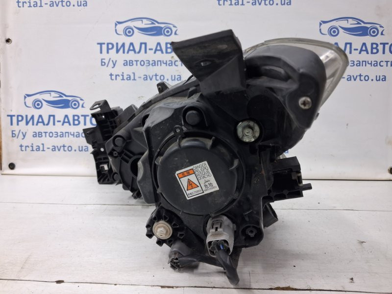 Фара правая Ксенон Mazda 3 BM 2.2 DIESEL 2013 (б/у) Київ - зображення 7