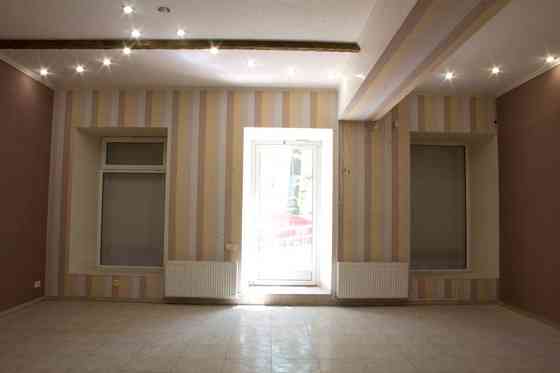 ФАСАДНОЕ помещение 90кв.м. на Нежинской,р-н Нового рынка.ЦЕНА СНИЖЕНА! Одеса