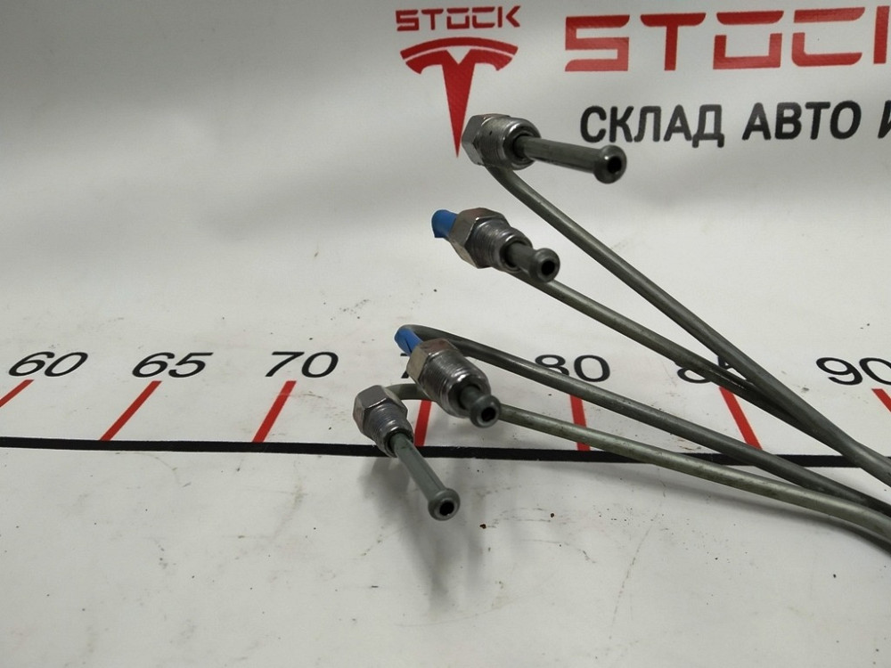 Тормозные трубки передней магистрали комплект Tesla model 3 1044712-00-D Киев - изображение 5