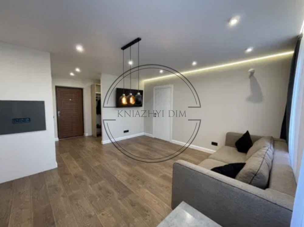 Продажа 2-х к.кв. студия+кладовая в пгт. Коцюбинское, ЖК Атлант. № 21142876 Київ - зображення 1