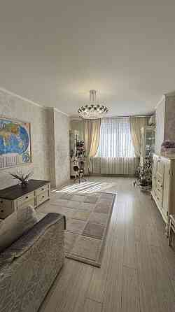 продажа 3-к квартира Киев, Святошинский, 160000 $ Киев