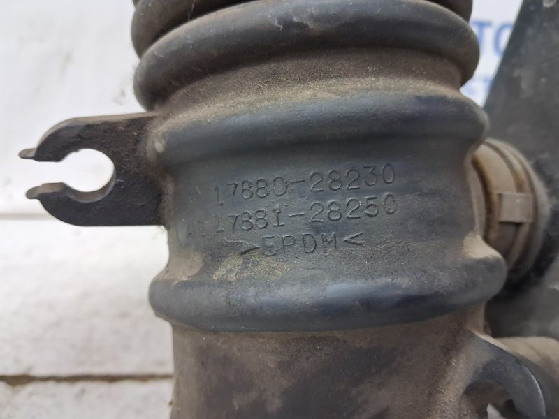 Патрубок воздушного фильтра Toyota Camry XV40 2.4 БЕНЗИН 2AZFE 2006 (б/у) Київ - зображення 4