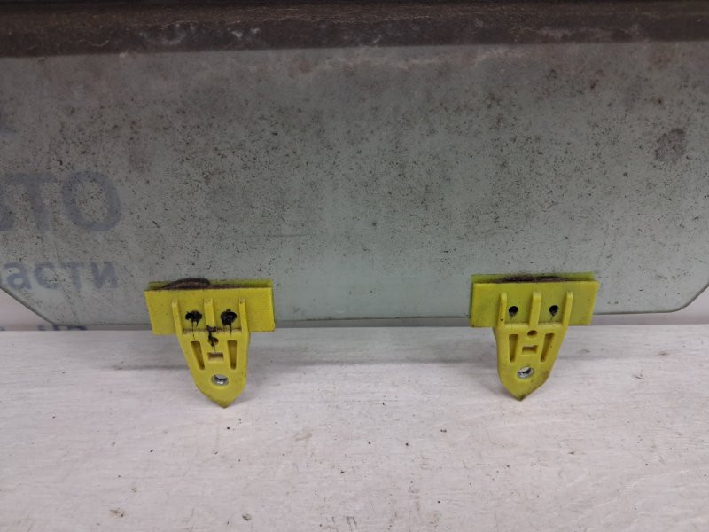 Стекло двери заднее левое Nissan Qashqai J10 2.0 БЕНЗИН MR20DE 2006 (б/у) Київ - зображення 2